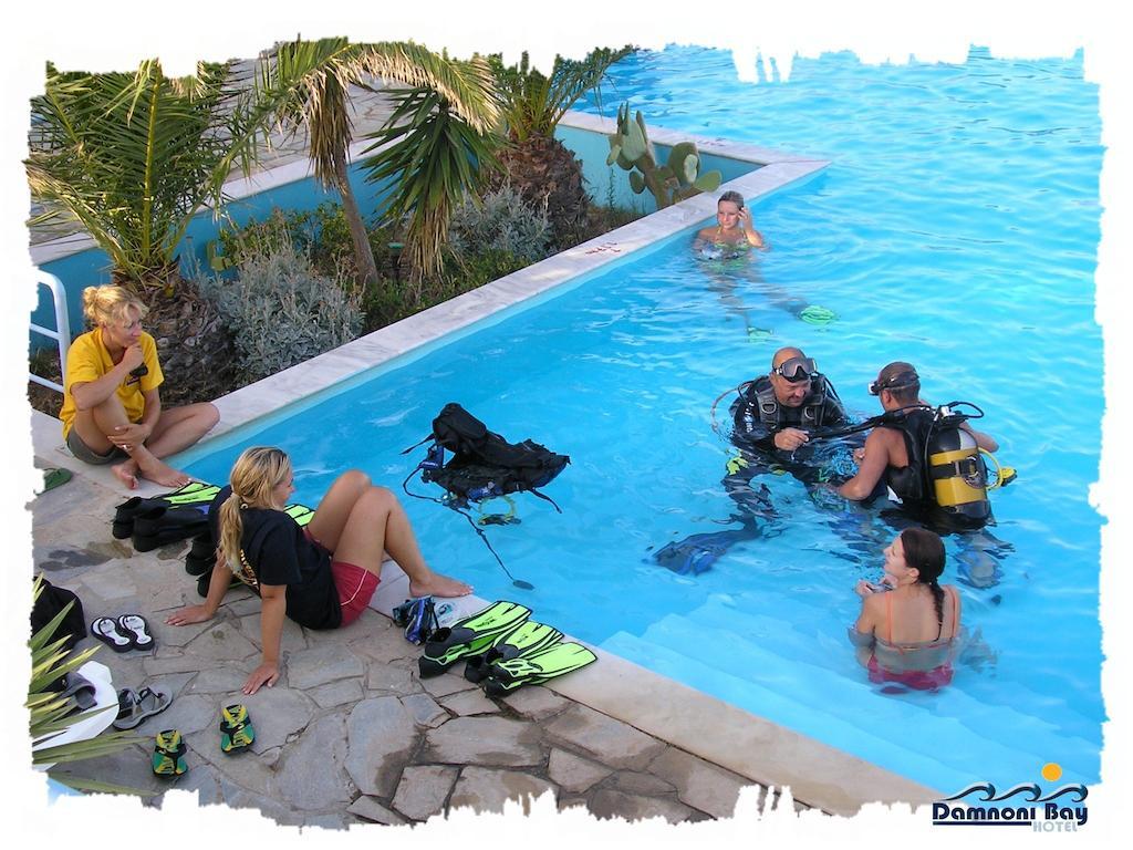 Hotel Damnoni Bay Extérieur photo